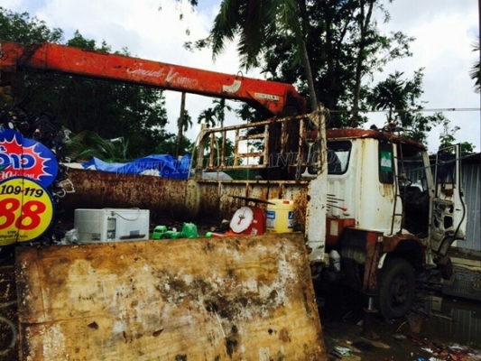 รถบรรทุกติดเครนยี่ห้ออีโน่ รุ่น FD เครนขนาด 3 ตัน สภาพแซซซีสวยมาก รถบรรทุกติดเครนยี่ห้ออีโน่ รุ่น FD เครนขนาด 3 ตัน สภาพแซซซีสวยมาก