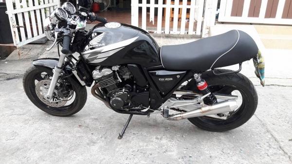 ขาย cb 400 ทะเบียนแท้โอนขนส่ง แต่งคาเฟ่ หล่อๆ