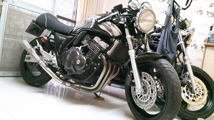 ขาย cb 400 ทะเบียนแท้โอนขนส่ง แต่งคาเฟ่ หล่อๆ