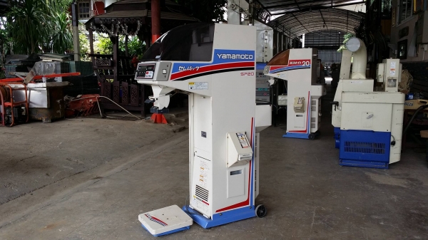 เครื่องชั่งพร้อมคัดแยกเมล็ด YAMAMOTO รุ่น SP20 เก่าญี่ปุ่น สภาพสวย