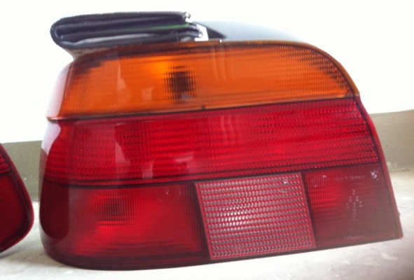 ไฟท้าย BMW  E39