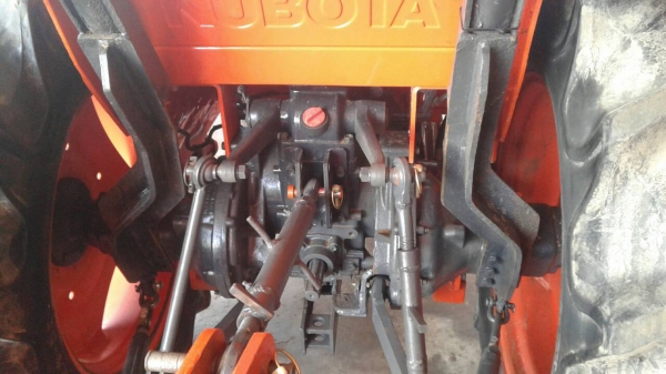 รถไถ 47 แรงอุปกร 2 ชิ้น พร้อมลุยงาน ราคาเบา ฯ 360000 ทะเบียนพร้อม