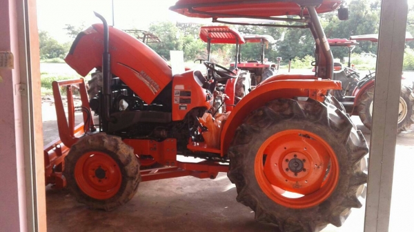 รถไถ 47 แรงอุปกร 2 ชิ้น พร้อมลุยงาน ราคาเบา ฯ 360000 ทะเบียนพร้อม