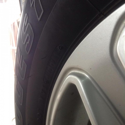 แม็กขอบ17 ยางปี15 สภาพสวยๆ แม็กขอบ17 ยางปี15 สภาพสวยๆ