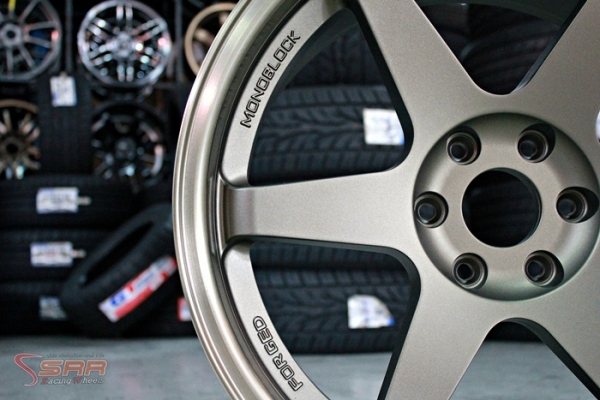 TE37 18X8.5 ET20 6H114.3 สำหรับใส่ NAVARA