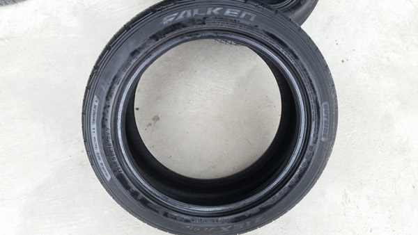 ขายยาง195/50/16 ปี 4713 FALKEN 4 เส้น
