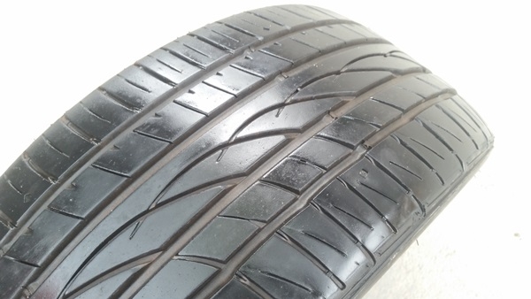 ขายยาง225/40/18 ปี 3114 FALKEN ZE912 2 เส้น