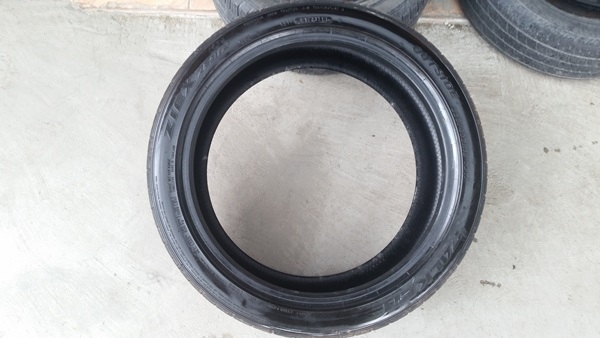 ขายยาง225/40/18 ปี 3114 FALKEN ZE912 2 เส้น