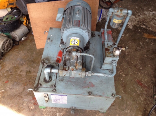 ขายปั้มน้ำมันไฮโดรลิค Nachi 10HP. 220/380V made in Japan มอเตอร์ mitsubishi สภาพสวยมาก พร้อมใช้งาน