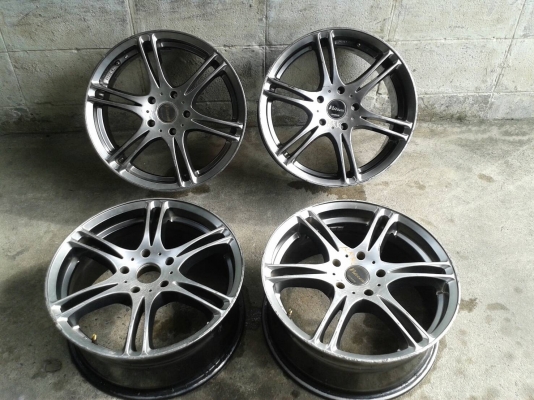 ขอบ17นิ้ว5รู114 สวยๆ 4 ล้อ ราคา 7500 บาท