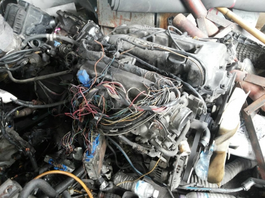 ขายเครื่อง Nissan SR 2000 cc.