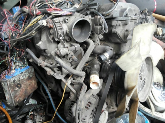 ขายเครื่อง Nissan SR 2000 cc.