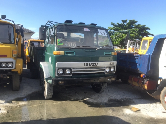 Isuzu Jcm เครื่อง 6bd1 ช่วงสั้น รถขับได้เครื่องดีคัซซีสวย สนใจ ติดต่อ0968858213 โก้