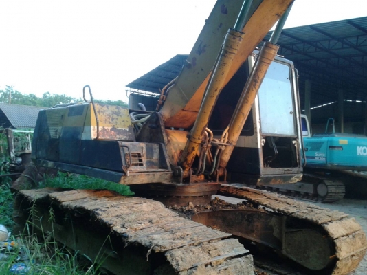 ขายรถแบคโฮ KOMATSU PC200-5 ระบบไฟเต็ม คอลโทรลสั้น ราคา 640000