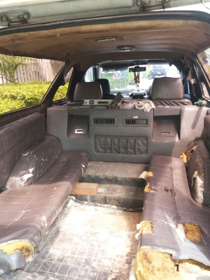 ขายรถแวน Isuzu 2500 cc.