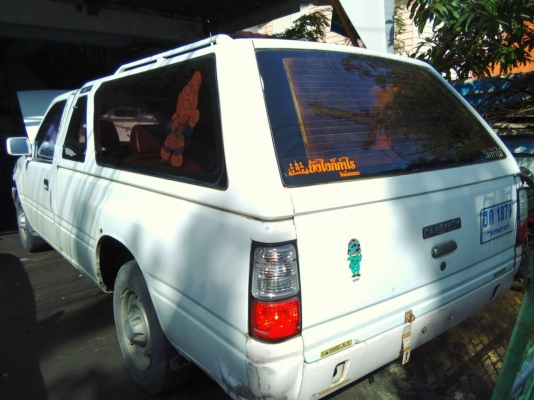 ขายรถแวน Isuzu 2500 cc.