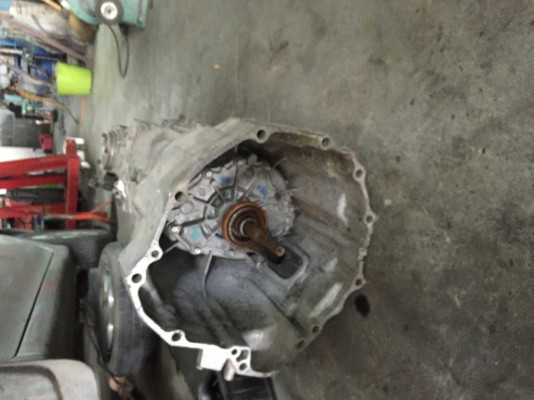 เกียร์ นาวาร่า 6 เกียร์สภาพใหม่ๆสด 30,000 ถอดออกจากรถ สนใจ 081-2671618