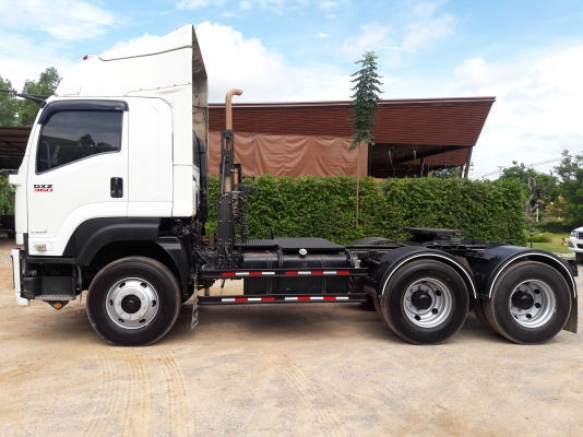 ขาย หัวลาก ISUZU  GXZ 360 ปี56 รถสวย ยาง80\%พร้อมใช้งาน ใช้น้อยครับ ยางดีหมดทุกเส้นครับ