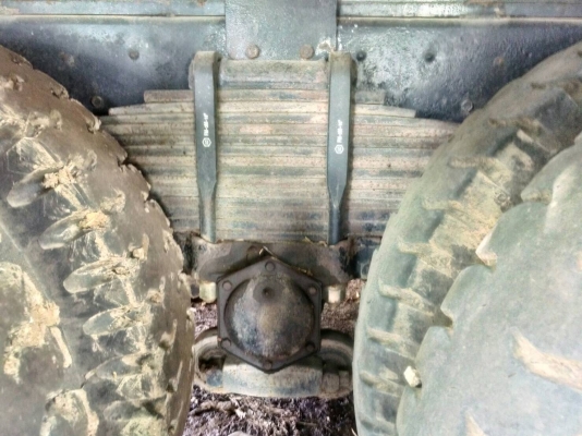 ขายช่วงล่างฮีโน่3Mยกแพรเฟื่อง8-39สภาพดีรับประกันเจ้าขายเองสนใจติดต่อได้ที่คุณโอ๊ต0848488252