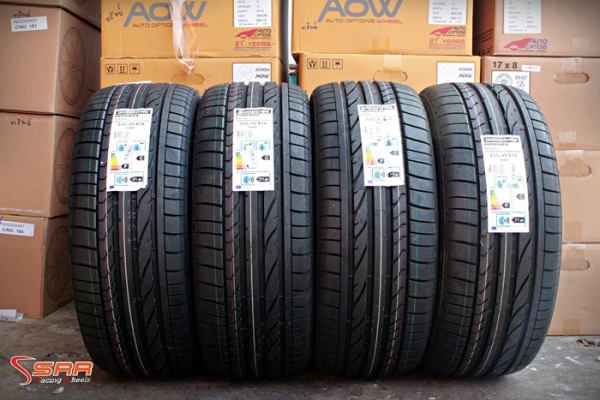 BRIDGESTONE POTENZA RE050A 235/45R18 ปี16 ราคาพิเศษ