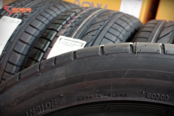 BRIDGESTONE POTENZA RE050A 235/45R18 ปี16 ราคาพิเศษ