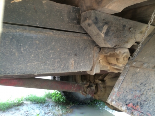 ขายหกล้อหัวยาวเครื่องอีซูซุเครื่อง125ราคา85000บาทครับมีคลิบให้ดูครับ