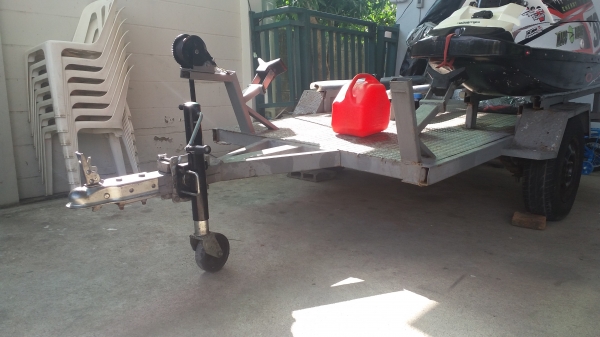 ขาย เทเลอร์คู่ เจ็ตสกี วางเรือยืน และเรือนั้ง