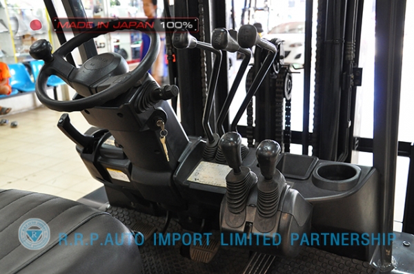 ขายรถโฟล์คลิฟท์มือสอง TOYOTA รุ่น 8FD25-31365 ราคา 495,000 บาท นำเข้าจากประเทศญี่ปุ่น 100\% ไม่เคยใช้งานในไทย