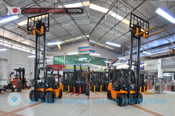 ขายรถโฟล์คลิฟท์มือสอง TOYOTA รุ่น7FD30-18803 ราคา  495,000 บาท นำเข้าจากประเทศญี่ปุ่น 100\% ไม่เคยใช้งานในไทย