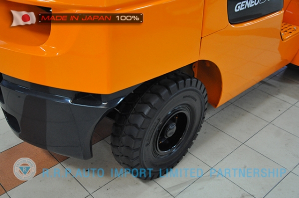 ขายรถโฟล์คลิฟท์มือสอง TOYOTA รุ่น7FD30-18803 ราคา  495,000 บาท นำเข้าจากประเทศญี่ปุ่น 100\% ไม่เคยใช้งานในไทย