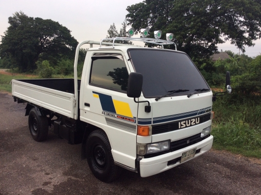 ISUZU4ล้อ (ป้ายเล็กไม่ติดเวลา) แหนบ หน้า-หลังเครื่องดี ขับดี แอร์ พาว์เวอร์ รถพร้อมใช้ พร้อมโอน ขาย 230,000 บาท ศุภากร 081-1903107, 081-4252943