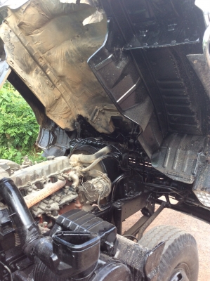 HINO 6 ล้อ รถโม่ปูน( 4 คิว)เครื่อง 195 แรง เบครจิ๊ฟฟี่ พวงมาลัเพาเวอร์ เครื่องดี ยางดี  ครัทซีสวย รถพร้อมใช้ เล่มทะเบียนพร้อมโอน ขาย 750,000 บาท ศุภากร 081-1903107 , 081-4252943