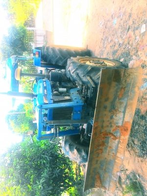 รถไถฟอร์ดเครื่องสองเพลา 6610 มือเดียวออกห้างสภาพสวยพร้อมใช้งาน ใบดันหน้า ผาน 7