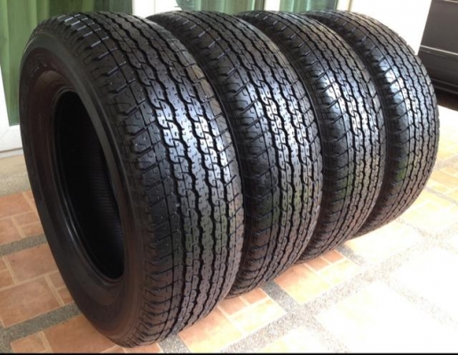 ยาง Bridgestone 255 65 17 ปี13 ดอกเต็ม ไม่มีปะ ราคาไม่แพง