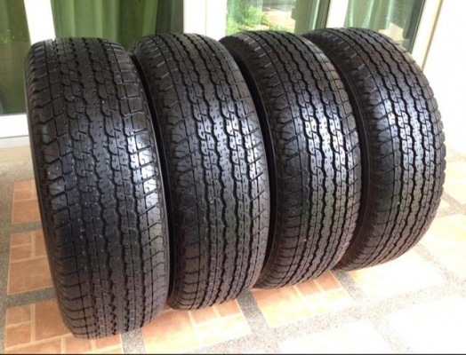 ยาง Bridgestone 255 65 17 ปี13 ดอกเต็ม ไม่มีปะ ราคาไม่แพง