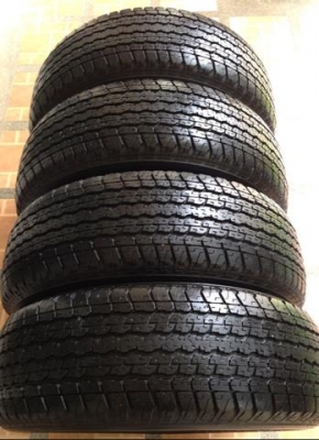 ยาง Bridgestone 255 65 17 ปี13 ดอกเต็ม ไม่มีปะ ราคาไม่แพง