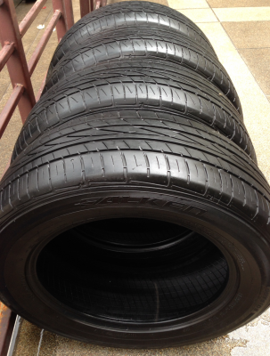 ยาง FALKEN 235 60 17 ปลายปี14 พร้อมใช้งาน ราคาไม่แพง ยาง FALKEN 235 60 17 ปลายปี14 พร้อมใช้งาน ราคาไม่แพง