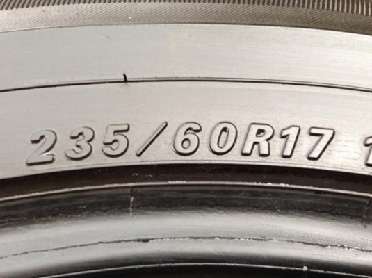 ยาง FALKEN 235 60 17 ปลายปี14 พร้อมใช้งาน ราคาไม่แพง ยาง FALKEN 235 60 17 ปลายปี14 พร้อมใช้งาน ราคาไม่แพง