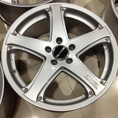 ล้อ O.Z 18นิ้ว ใส่ BENZ AUDI 5รู112