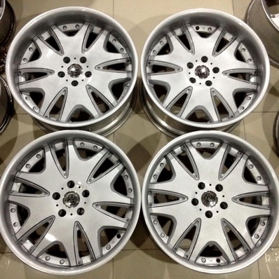 ล้อ19นิ้ว CRIMSON แท้มิเนียมทั้งชุด Made Japan หน้า8.5นิ้ว ET28 หลัง 9 นิ้ว ET 20 5รู114 สภาพสวยไม่มีซ่อมแตกดุ้งคด ตจวส่งได้