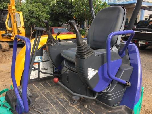 KOMATSU PC 30 MRX ,ปั้มนิ้ว,คอนโทนสั้นน้ำมัน,แทรดเหล็ก นำเข้าจากญี่ปุ่นแท้เอกสารอินวอย KOMATSU PC 30 MRX ,ปั้มนิ้ว,คอนโทนสั้นน้ำมัน,แทรดเหล็ก นำเข้าจากญี่ปุ่นแท้เอกสารอินวอย