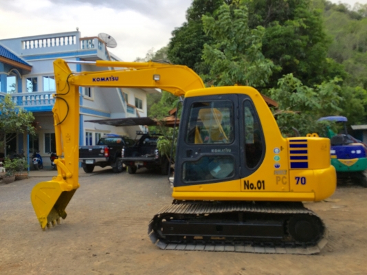 KOMATSU  PC70-7  ปั้มนิ้ว,คอนโทนสั้น,แอร์เย็นติดตั้งจากนอก นำเข้าจากญี่ปุ่นแท้เอกสารอินวอย