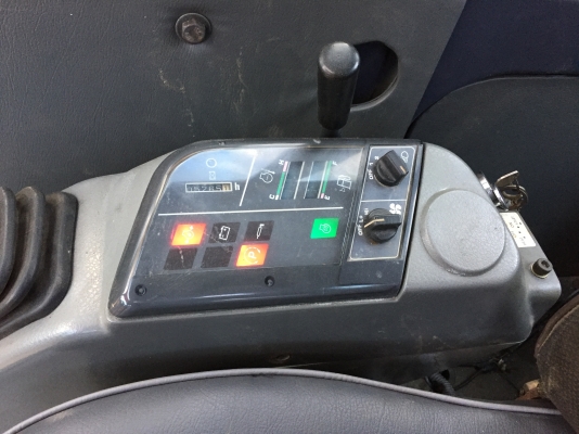 KOMATSU PC70-7 ปั้มนิ้ว,คอนโทนสั้น,แอร์เย็นติดตั้งจากนอก นำเข้าจากญี่ปุ่นแท้เอกสารอินวอย KOMATSU PC70-7 ปั้มนิ้ว,คอนโทนสั้น,แอร์เย็นติดตั้งจากนอก นำเข้าจากญี่ปุ่นแท้เอกสารอินวอย