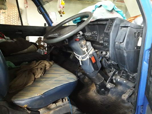 ขายด่วนรถ6ล้อNPRเครือง135แรงรถเทนเลอรลากแบคโฮE70B ขายด่วนรถ6ล้อNPRเครือง135แรงรถเทนเลอรลากแบคโฮE70B