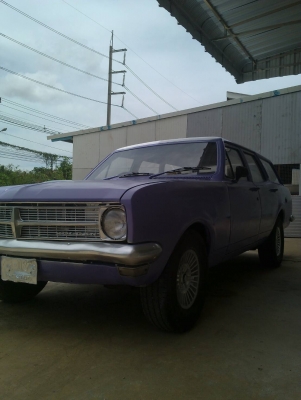 โฮลเด้นแวน สภาพสวย ราคาคุยกันครับ