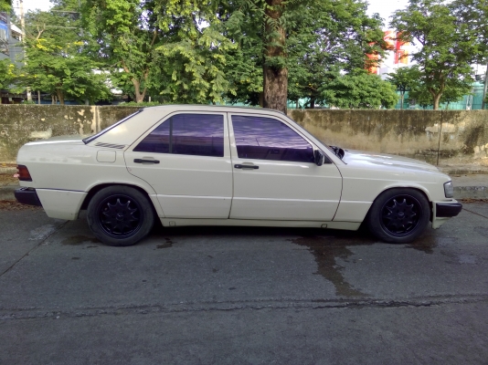 เบนซ์190ปี93เกียร์ออโต รถบางๆไม่เคยทำสี ไม่มีชน48000