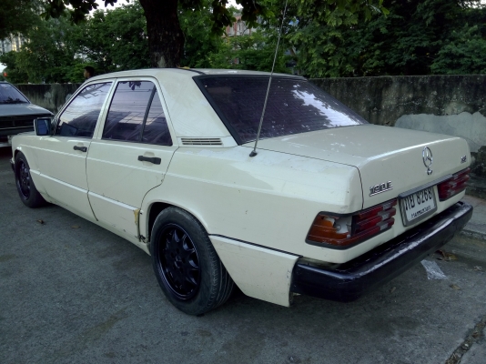 เบนซ์190ปี93เกียร์ออโต รถบางๆไม่เคยทำสี ไม่มีชน48000