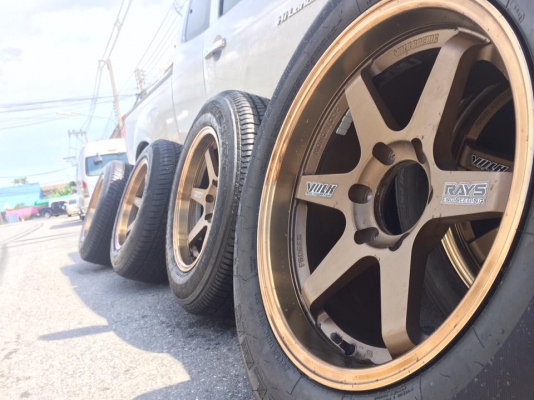 ขายล้อ Te37 18"9.5-10.5 พร้อมยางใหม่ 265/60/18