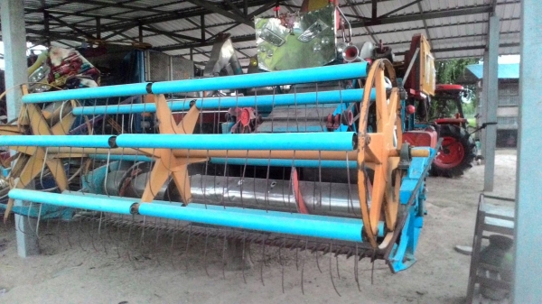 ขายรถเกียวอุ่ พ.เจริญการช่าง รองกระสอบ เครืองยนต์อีซุซุ 195 ตัวเดิน 12 ปั้ม22 หน้าเกียว 3 เมตร ต้องการขาย ด่วน ราคา 450000 บาท ขายรถเกียวอุ่ พ.เจริญการช่าง รองกระสอบ เครืองยนต์อีซุซุ 195 ตัวเดิน 12 ปั้ม22 หน้าเกียว 3 เมตร ต้องการขาย ด่วน ราคา 450000 บาท