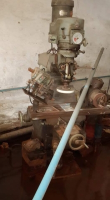 ขายครับขายเครื่องมิลลิ่ง m2 ไต้หวัน สภาพเลิกกิจการ 42000 บาท (อุปกรณ์บนโต๊ะงานไม่เกี่ยวนะครับ) 0814583376 เอก ปทุม